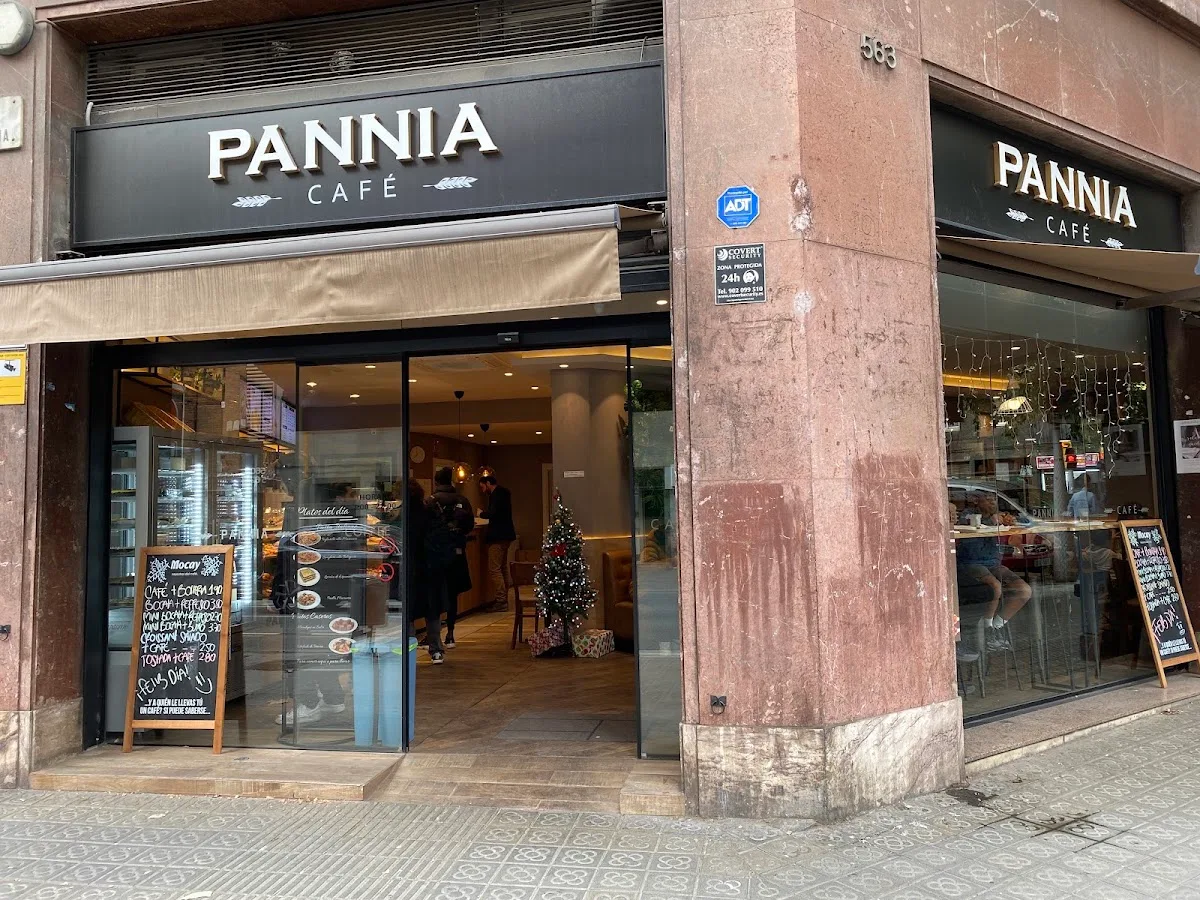 PANNIA CAFE