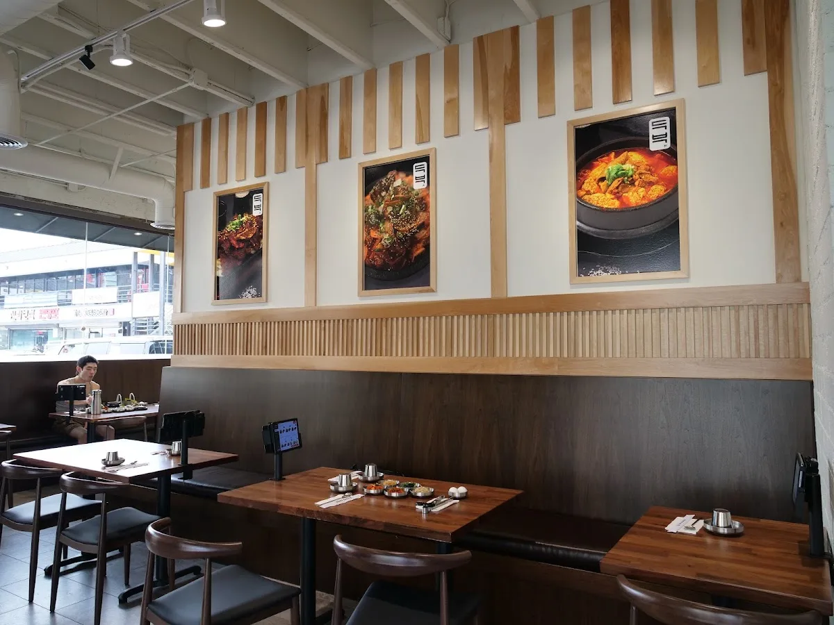 Twozone Chicken - 8th