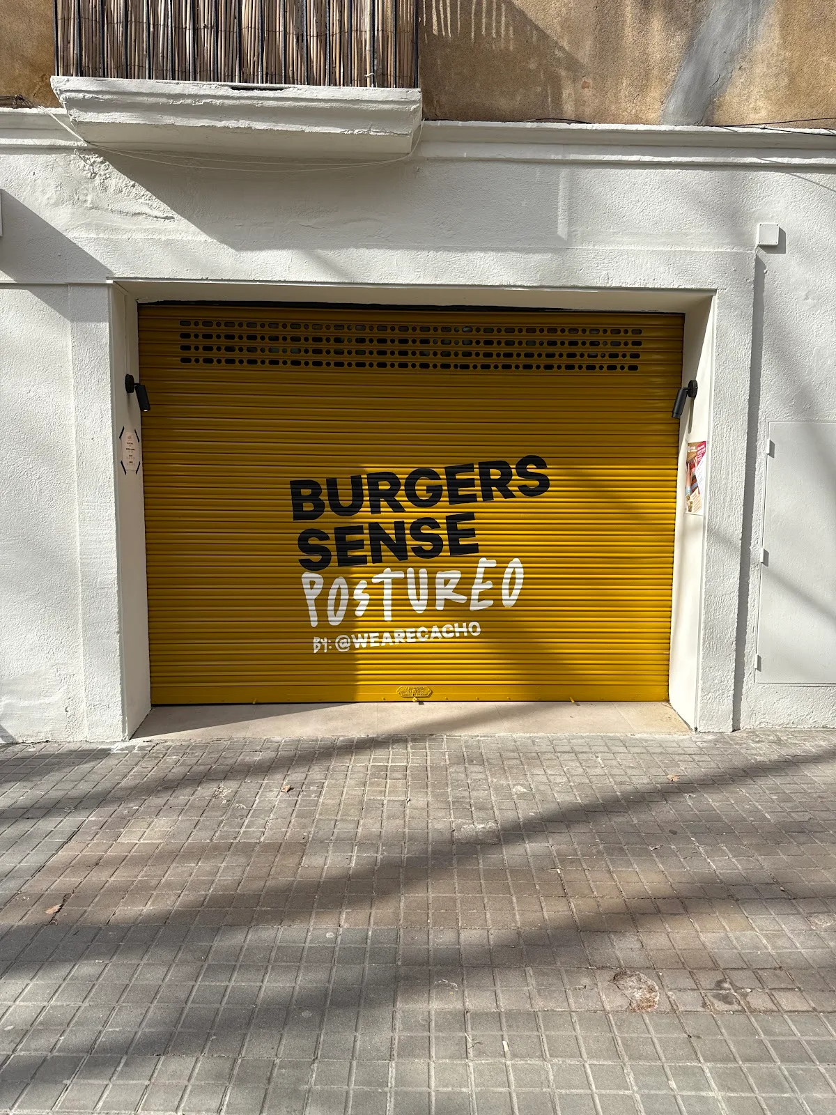 CACHO BURGERS