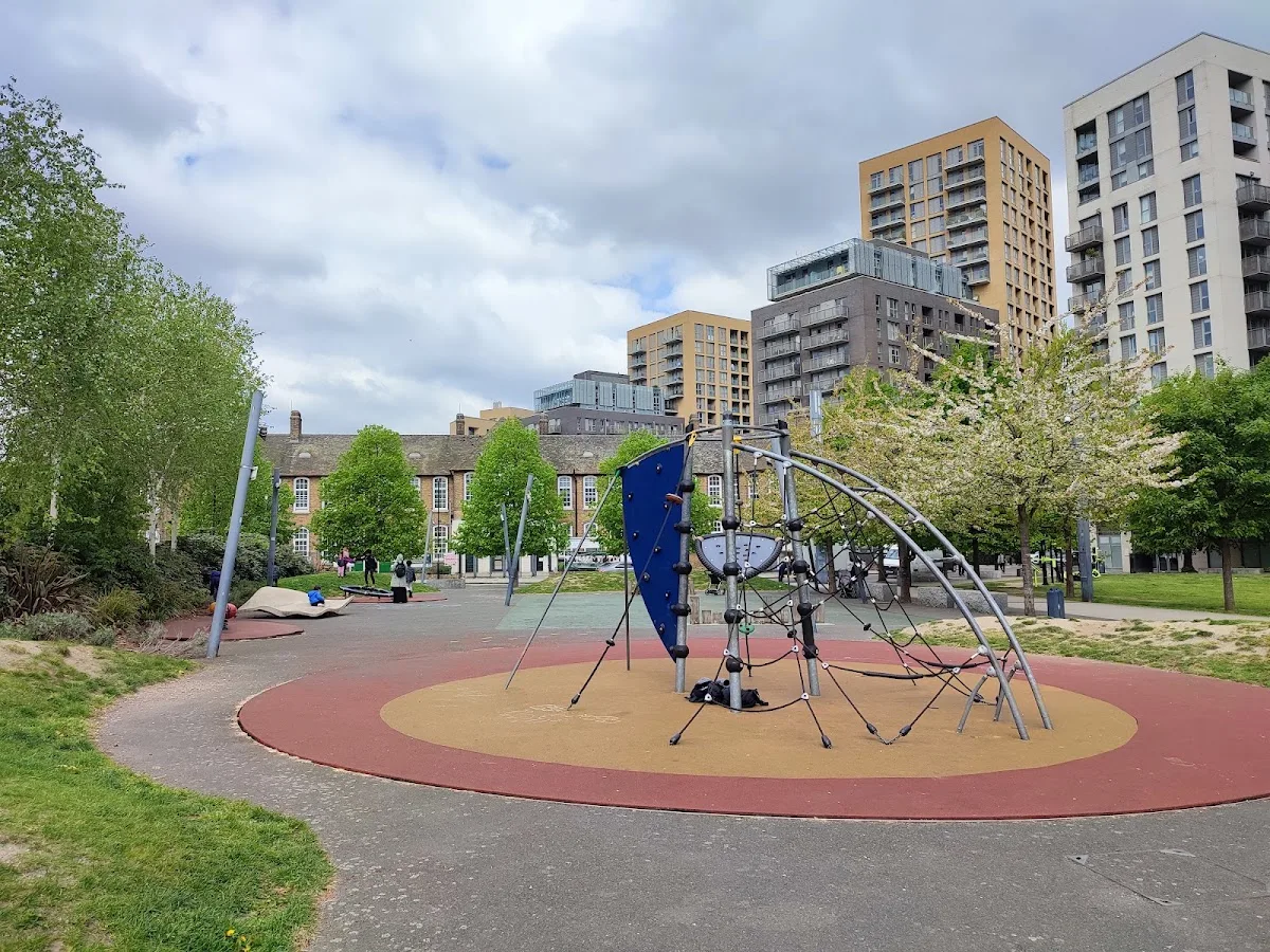 Cornmill Gardens Playground