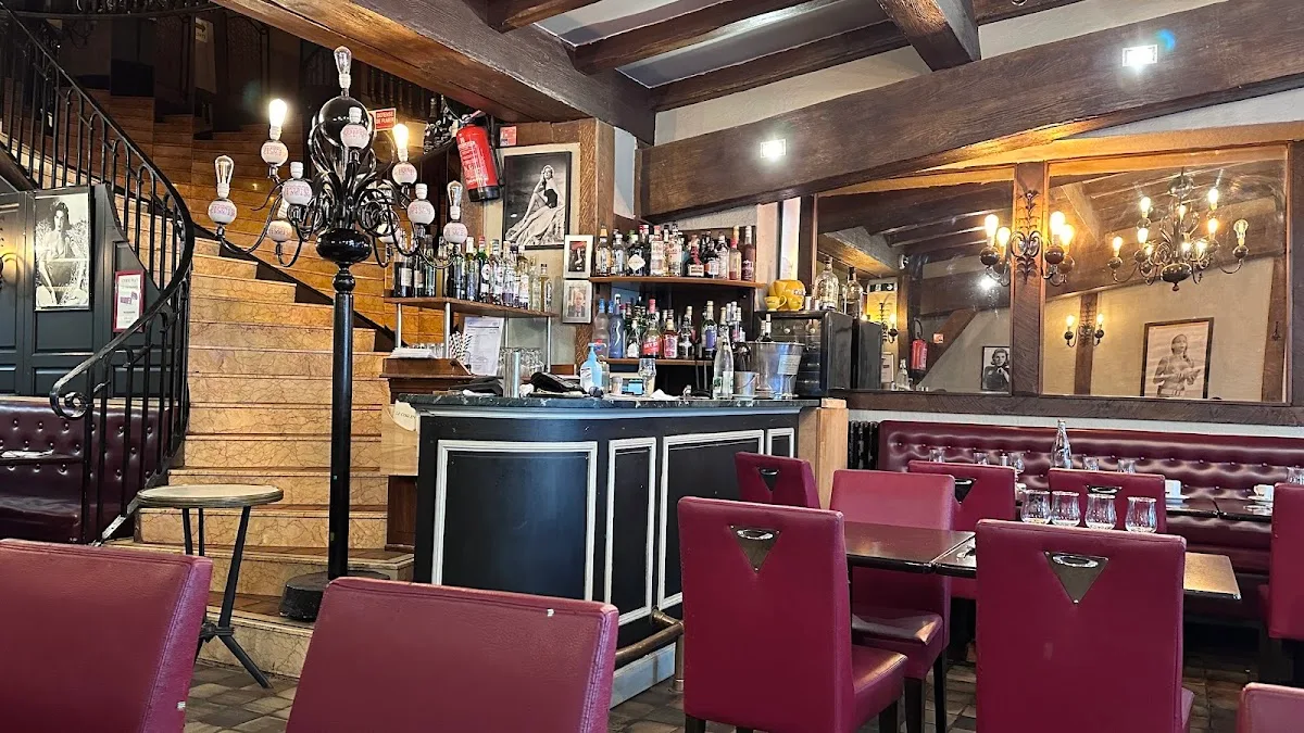 LE LONGCHAMP BAR TABAC FDJ PMU