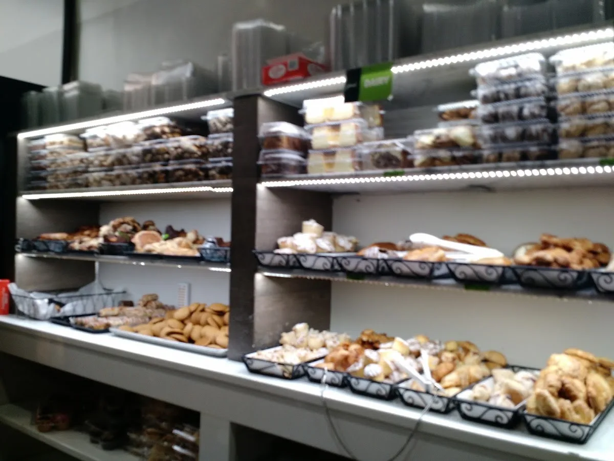 Gshmak Bakery And Cafe