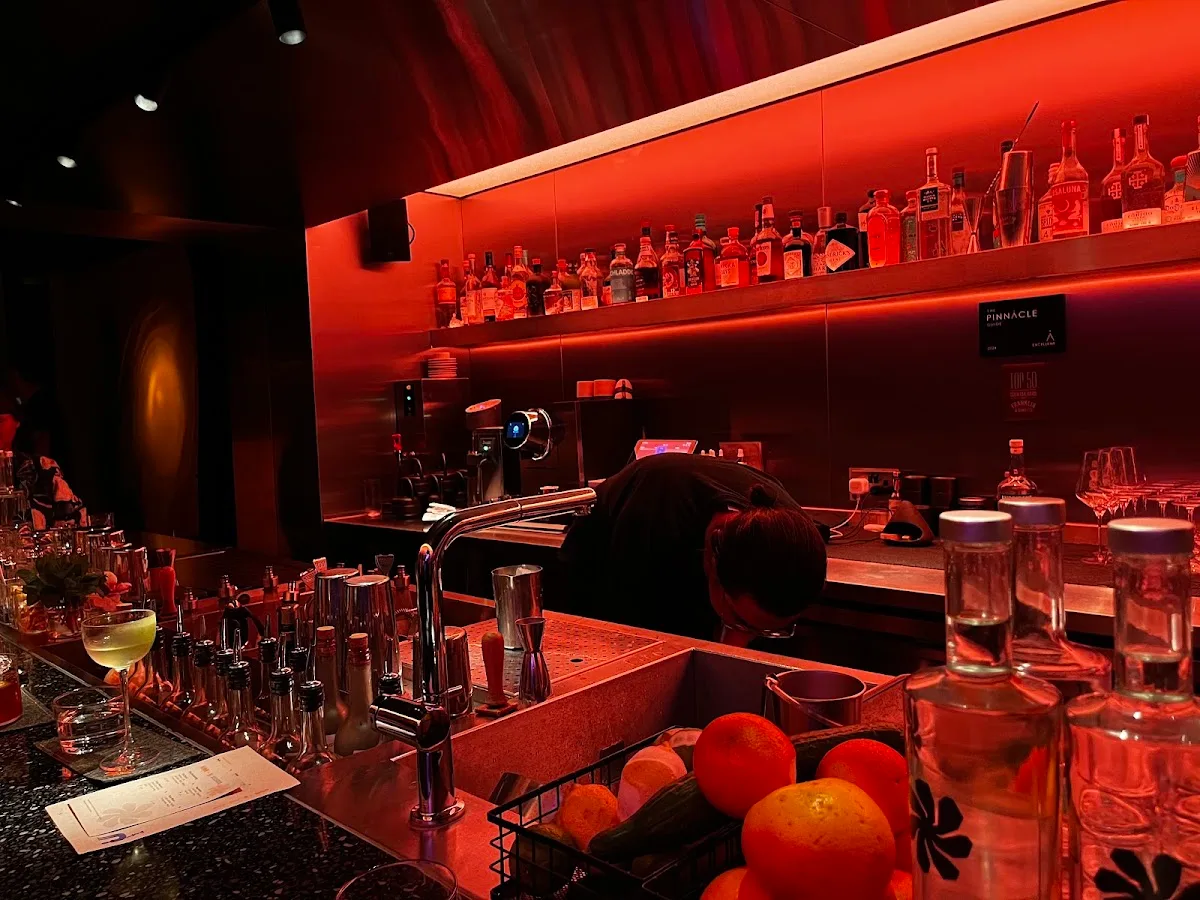 Bar Kinky