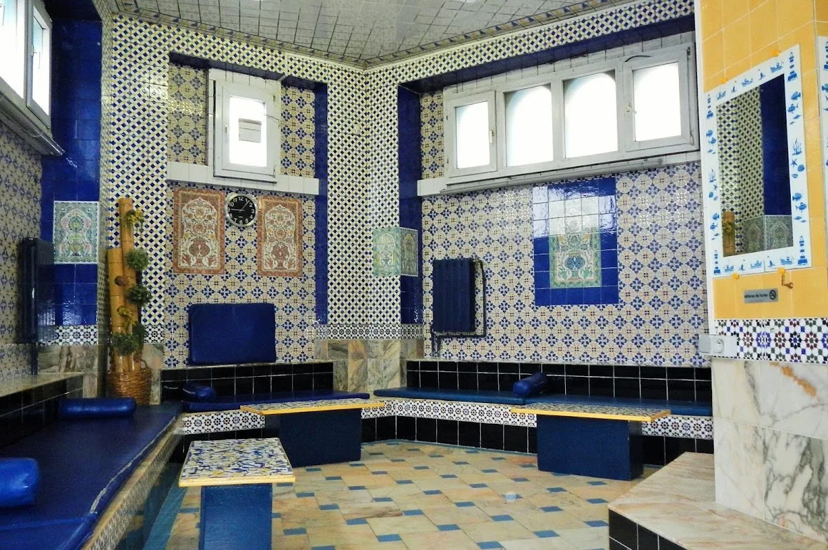 Bains Maures Sté