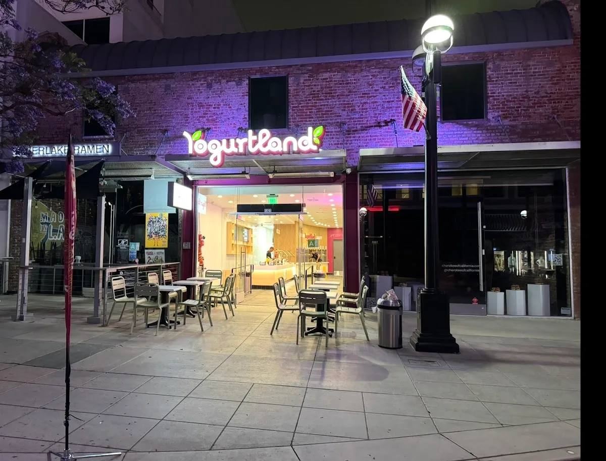 Yogurtland Santa Monica Promenade