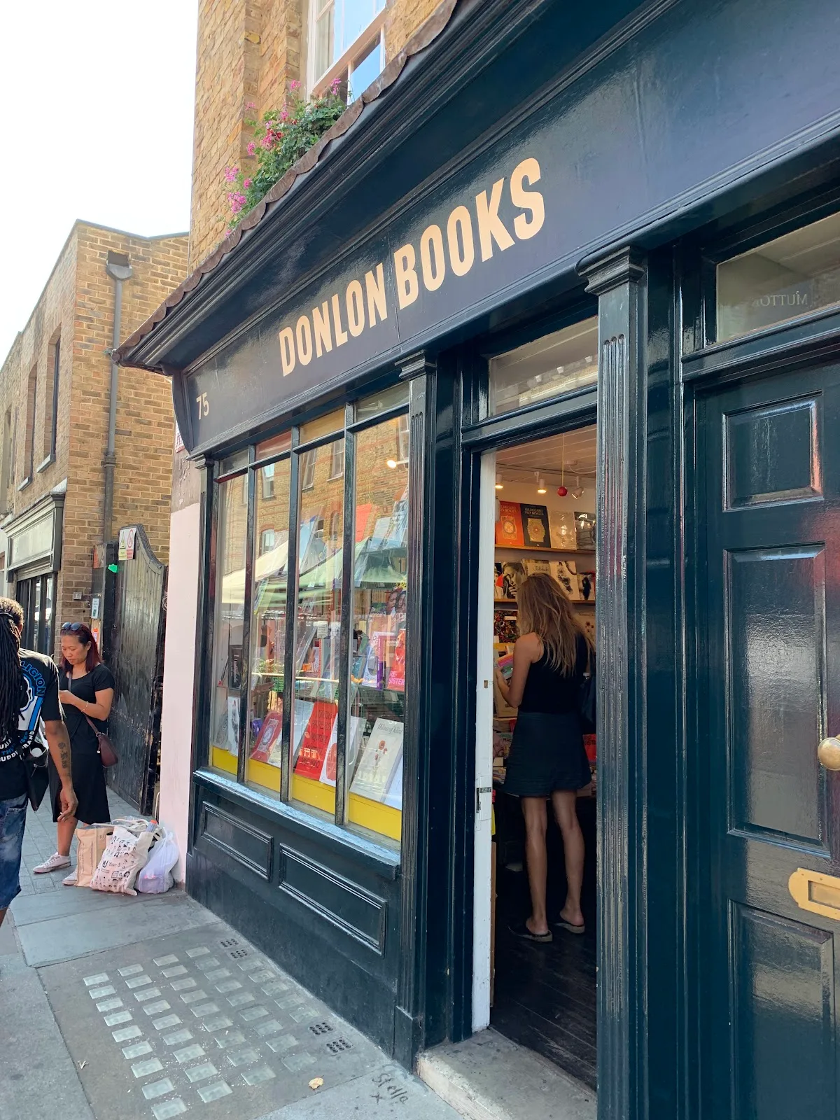 Donlon Books