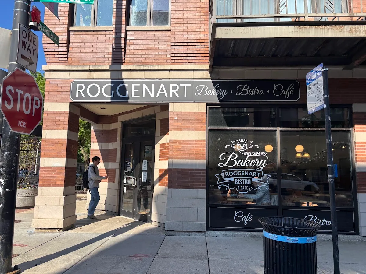 Roggenart European Bakery, Bistro & Cafe