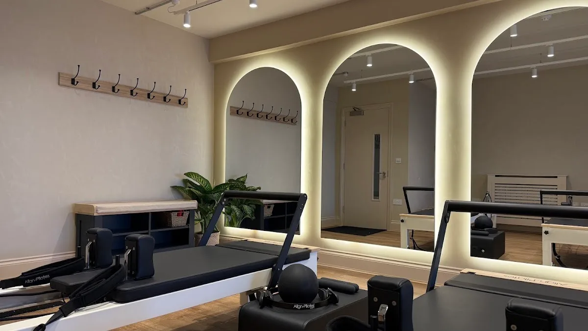 MOTION Camberwell • Reformer • Pilates • Barre • Yoga • Sound