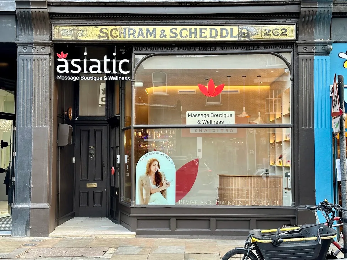 Asiatic Thai Massage