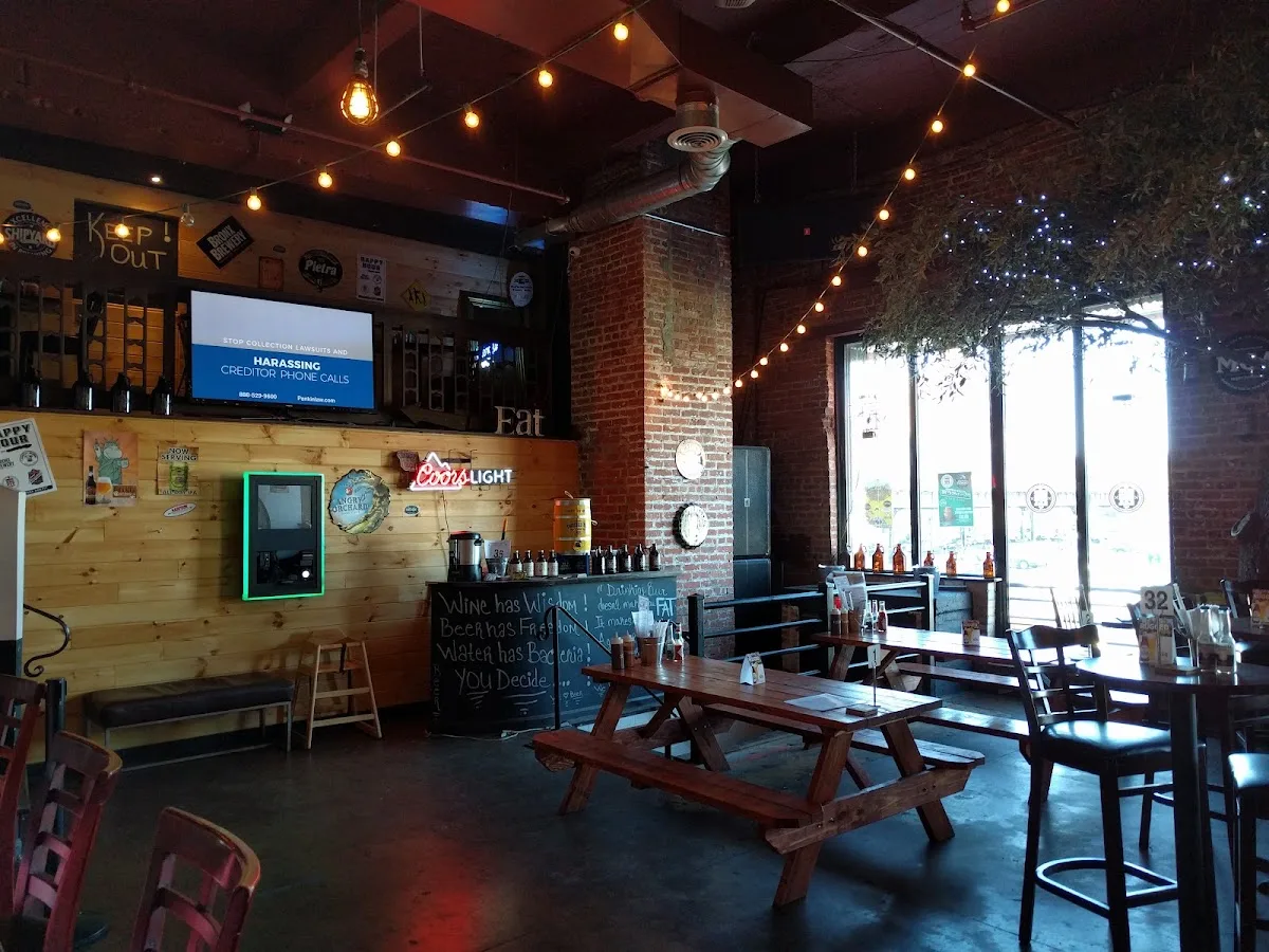 Bronx BBQ Pit & Gastropub