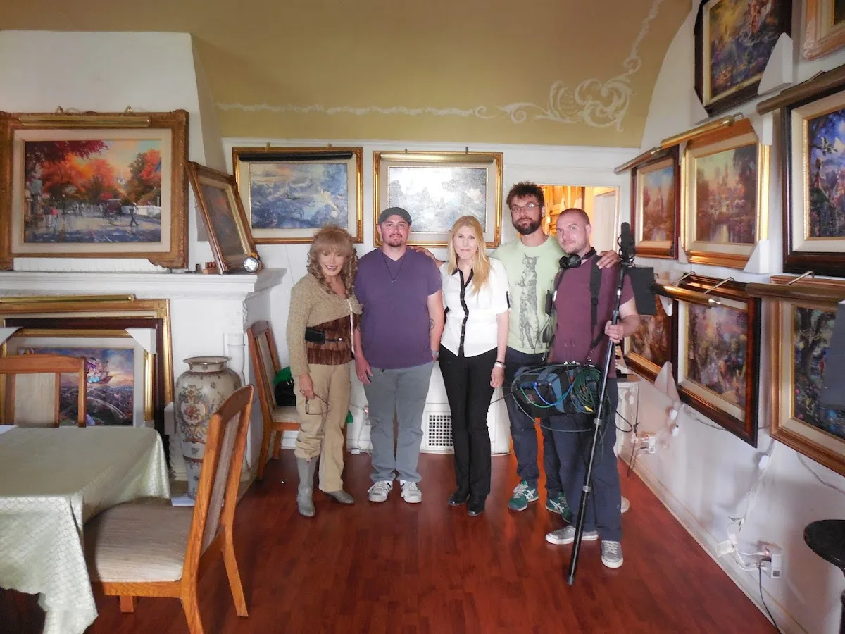 Karen's Kinkade Art Store