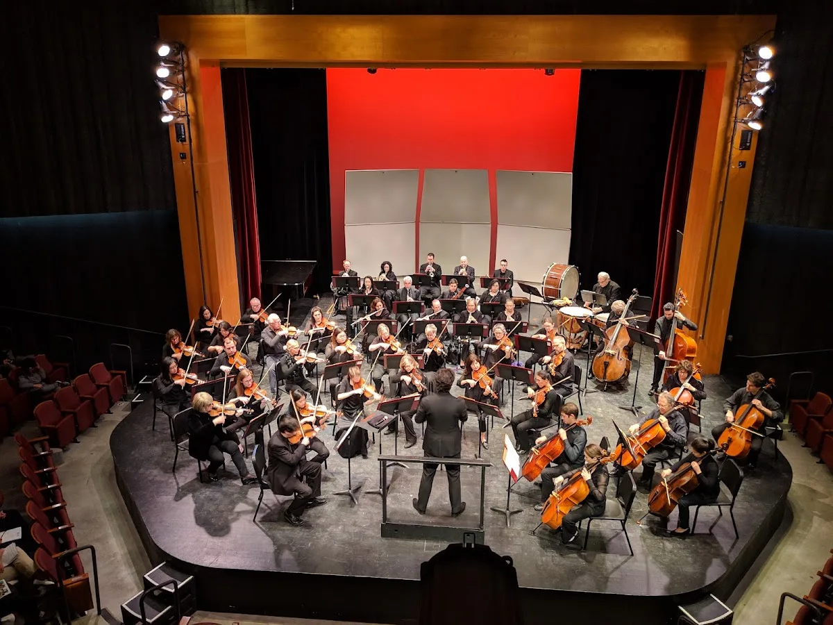 Moss Theater
