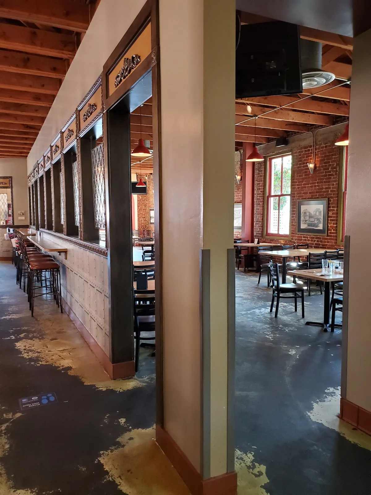 Red Car Brewery & Restaurant