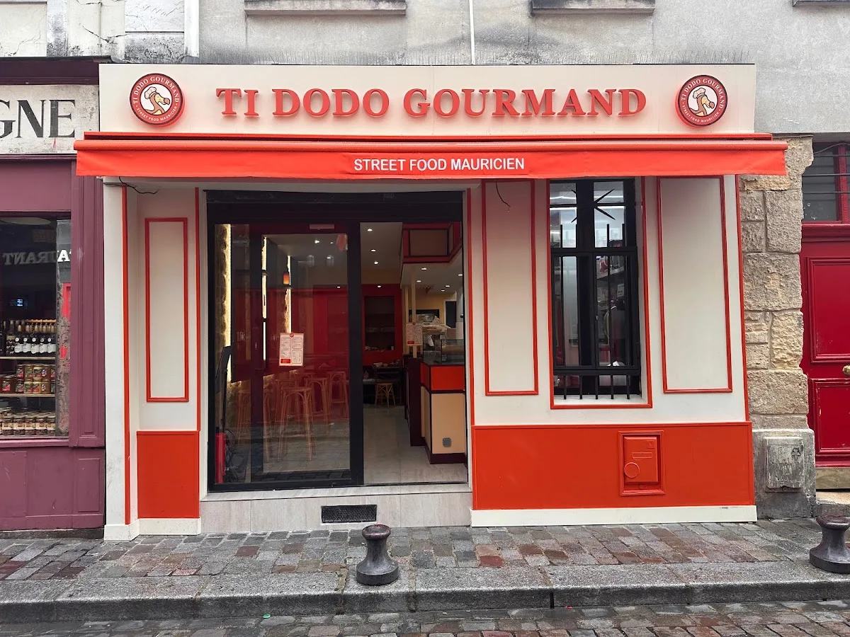 TI DODO GOURMAND - Street Food Mauricien