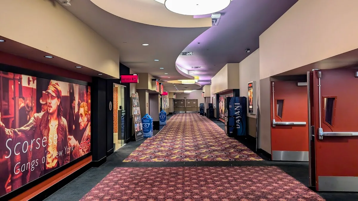 AMC Atlantic Times Square 14