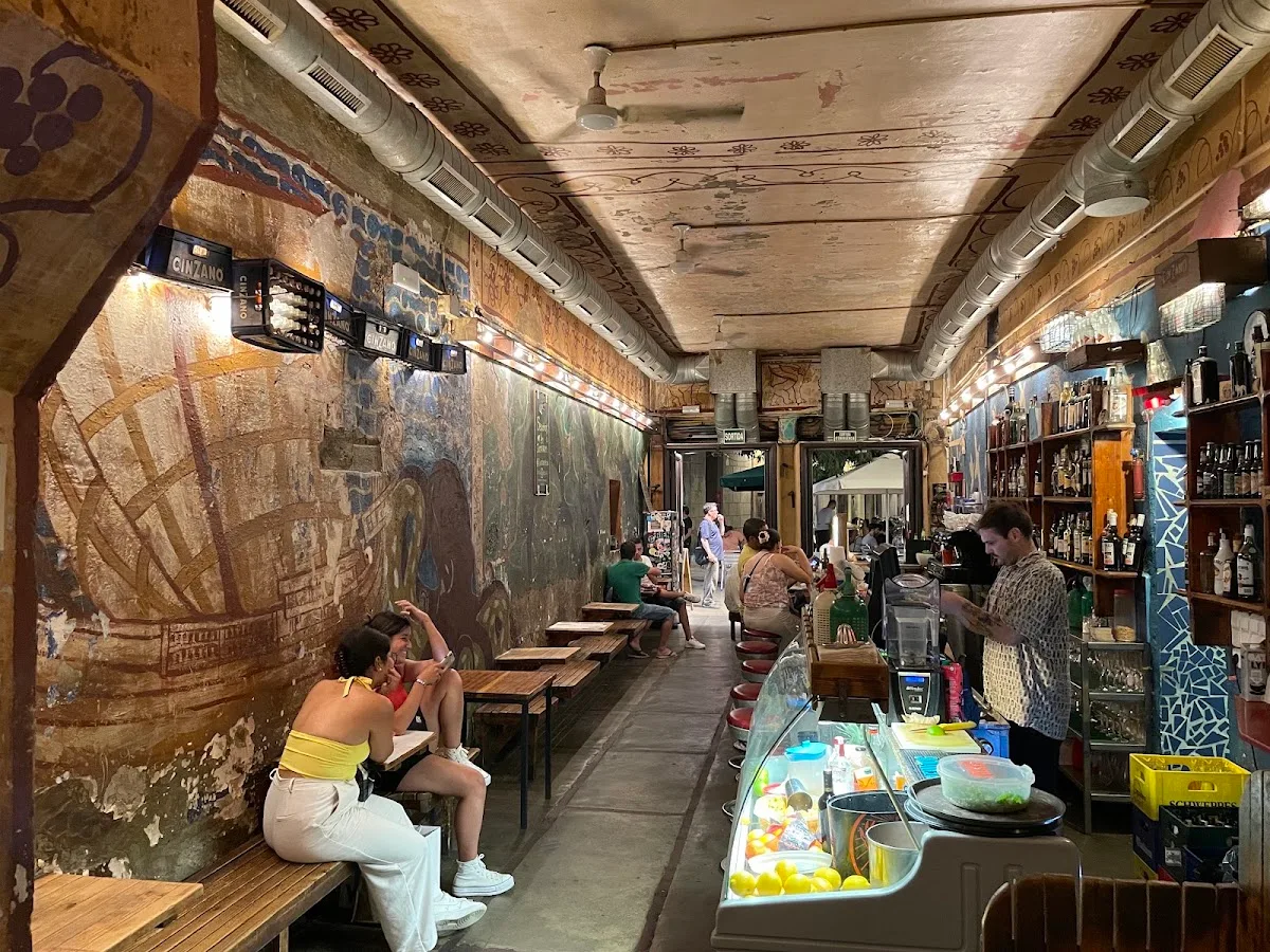 Bar 7
