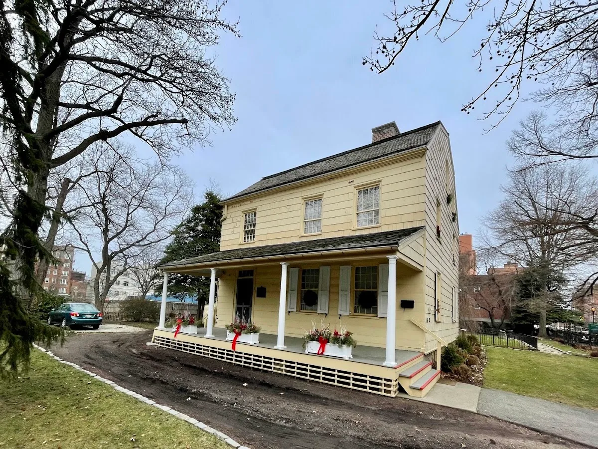 Queens Historical Society