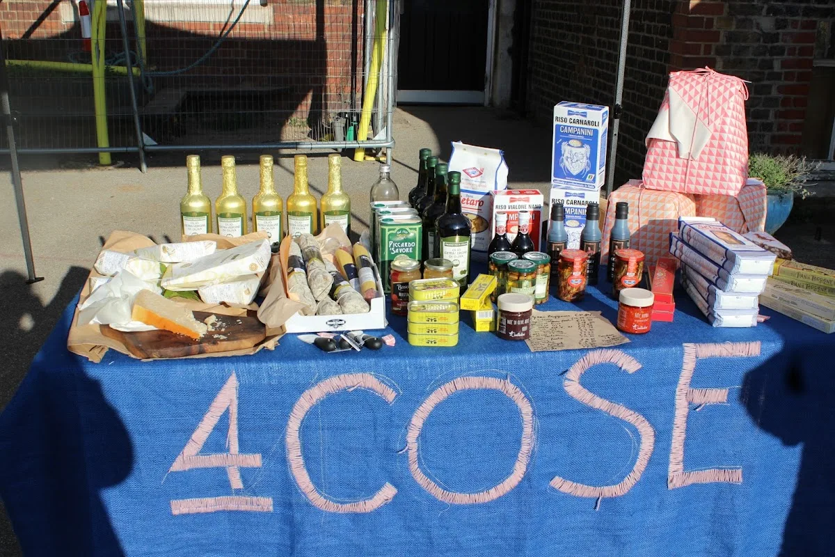 Tufnell Park Market at Yerbury School