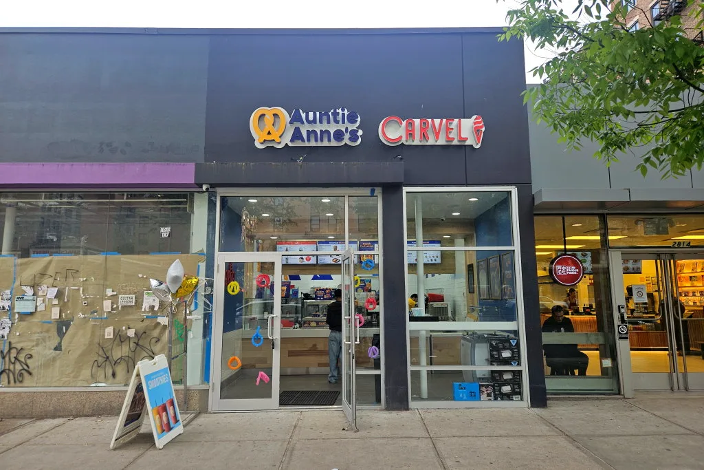 Auntie Anne's New York