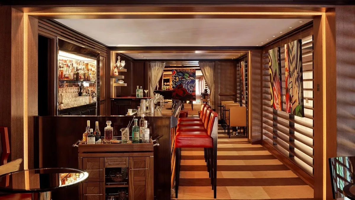 Bar 45