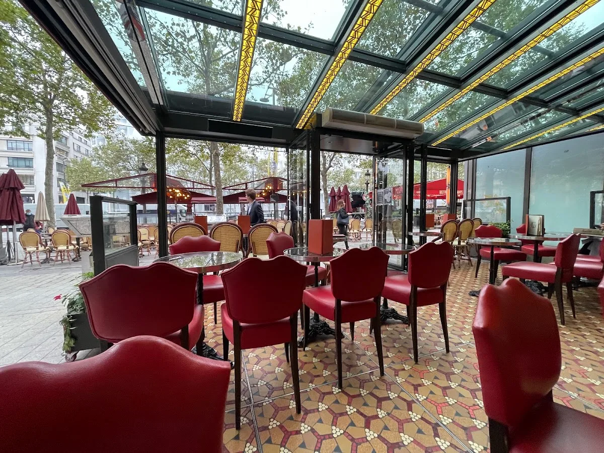 Café George V