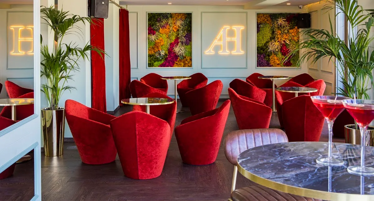 Skybar - Rooftop & Bar Gay Barcelona