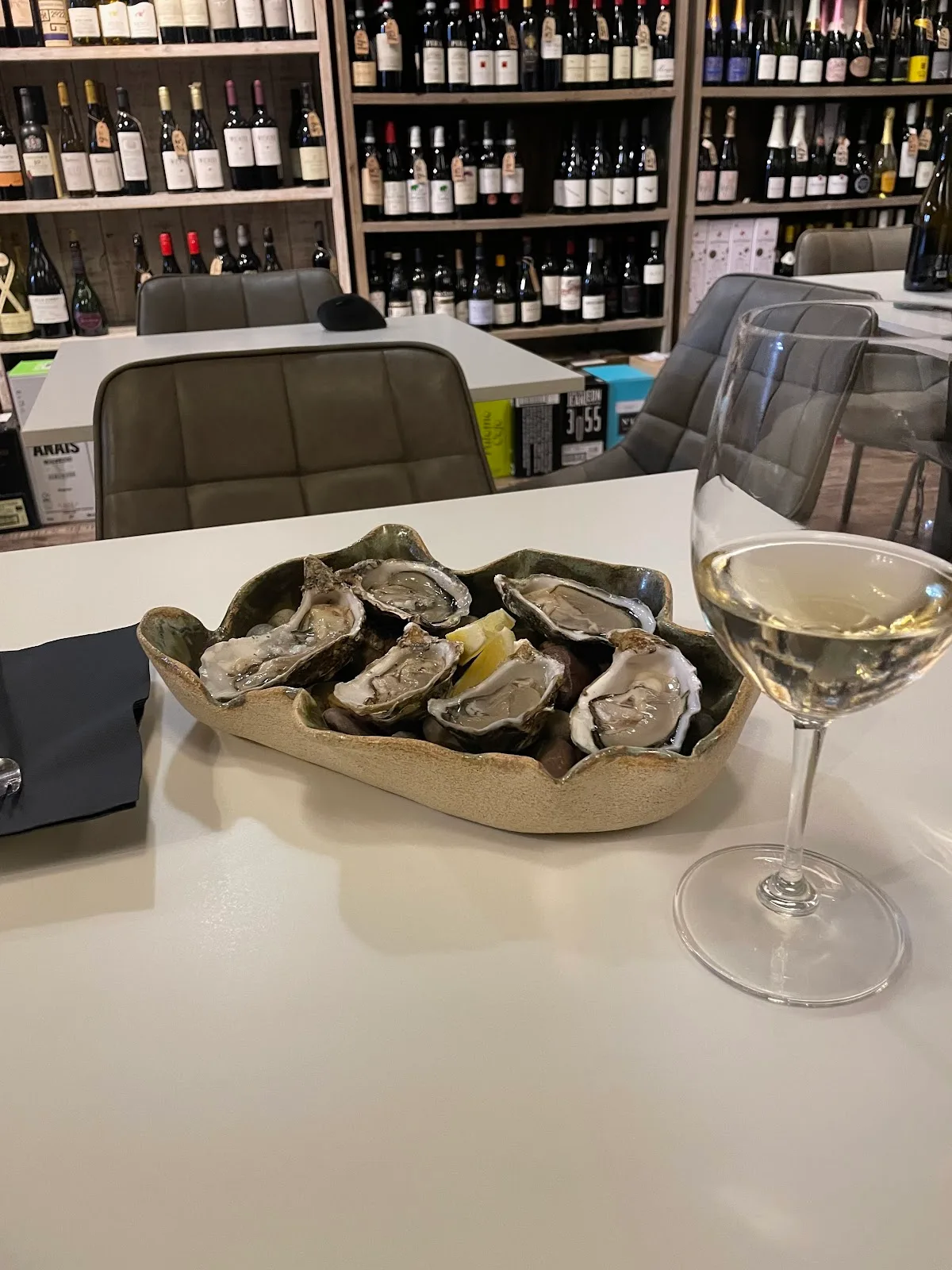 Vinoteca Sants by Wine Palace