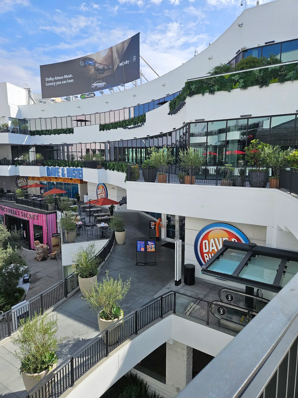 Dave & Buster's Los Angeles - Hollywood