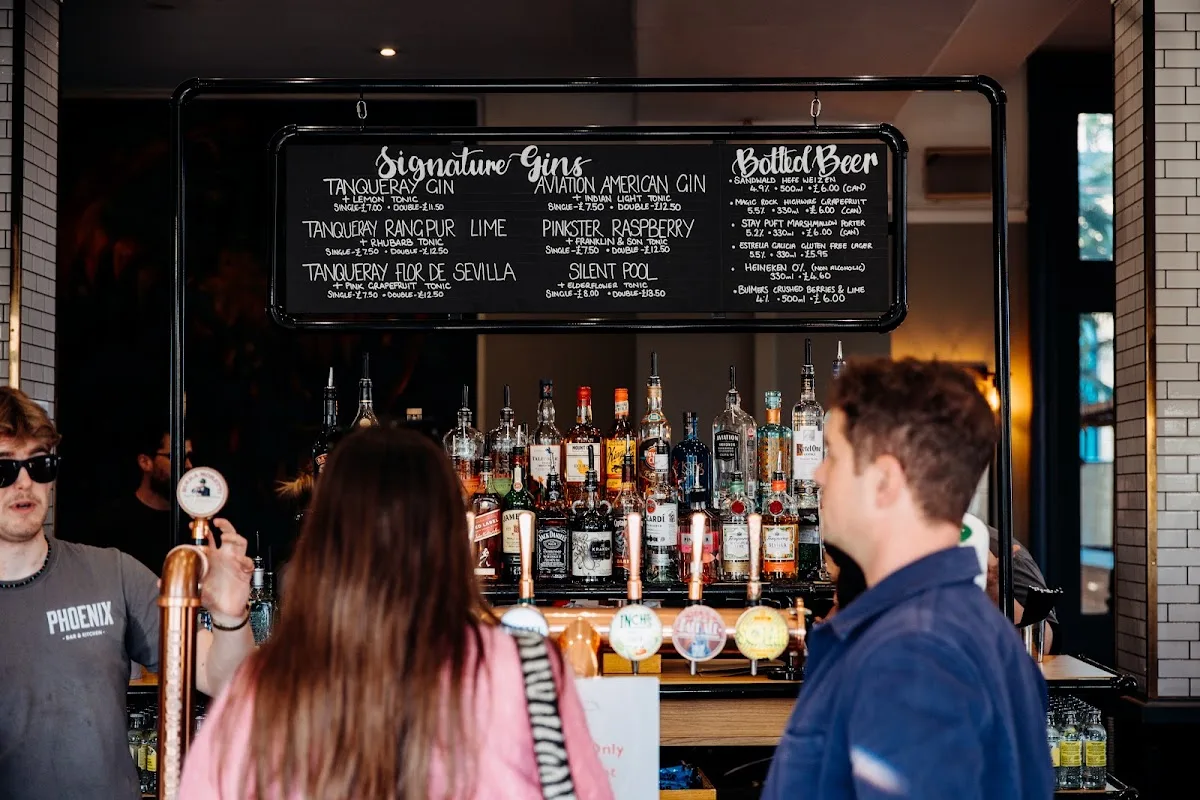 Phoenix Bar & Pizzeria