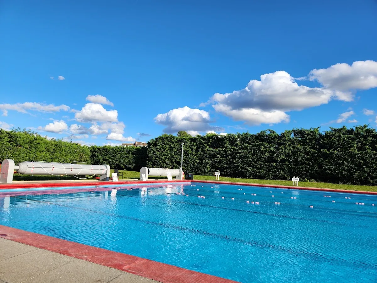 Park Road Leisure Centre & Lido